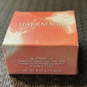 Half Magic Glitterpuck *NEW*